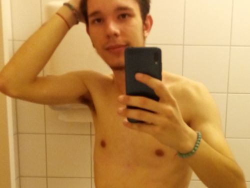 Hornyboii