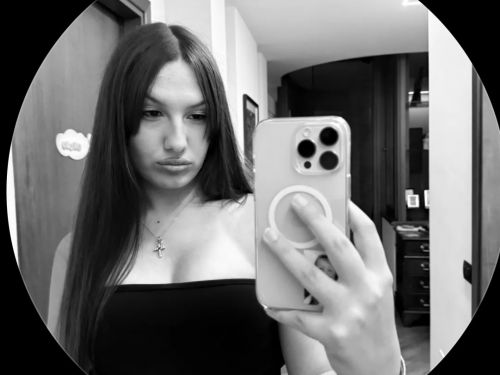 Lia111