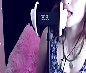 Cam girl fait vibrer le monde