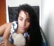 Latina novinha provocando na cam