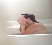 Una moglie al bagno