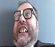 Uomo grasso sorpreso