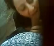 Una donna musulmana fa sesso in ufficio