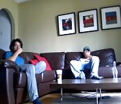 College-Sportler masturbieren zusammen