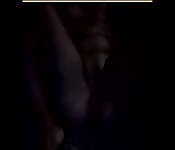 Le solo d'une argentine excitée dans le noir