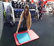 Exercícios afirmantes de nádegas