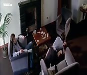 Una fica vip si spoglia