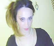 Ragazza bianca ci mostra la sua bellezza