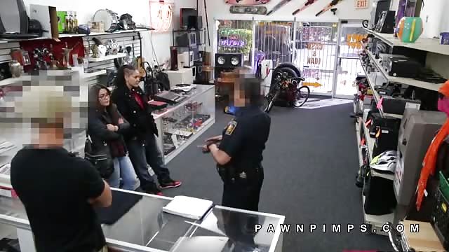 Hidden Cam Store - Pawn shop pays women for spy camera sex - BUBBAPORN.COM